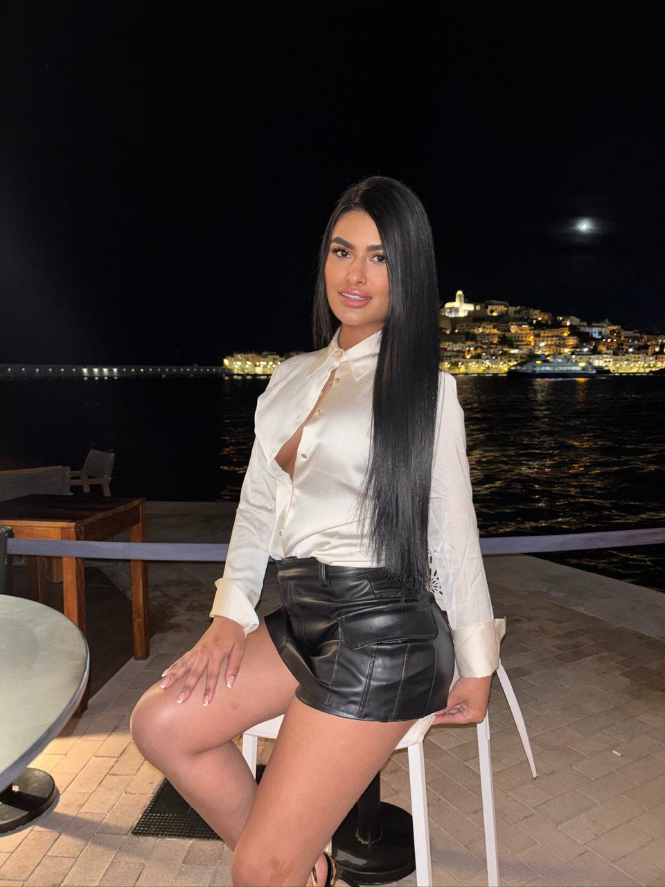 Escort - BUGATTI - Ibiza Tops